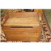 Image 1 : SMALL MAPLE STORAGE BENCH