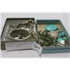 Image 2 : TWO TRAYS OF SILVER TONE AND TURQUOISE JEWELLRY