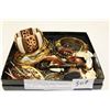 Image 2 : TRAY OF VARIOUS BONE JEWELLRY AND EAGLE PENDANT ETC