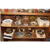 Image 1 : LARGE LOT OF COLLECTOR PLATES