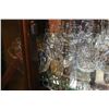 Image 3 : 2 SHELVES CRYSTAL STEMWARE