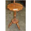 Image 2 : MAPLE TABLE LAMP W/ SHELF