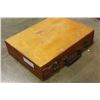 Image 1 : WOOD BOX OF ART SUPPLIES