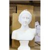 Image 1 : LOT OF WHITE POTTERY BUSTS