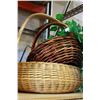 Image 1 : HAND WOVEN BASKET AND LOT OF WICKER BASKETS