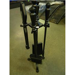 FIRE PLACE COMPANION SET