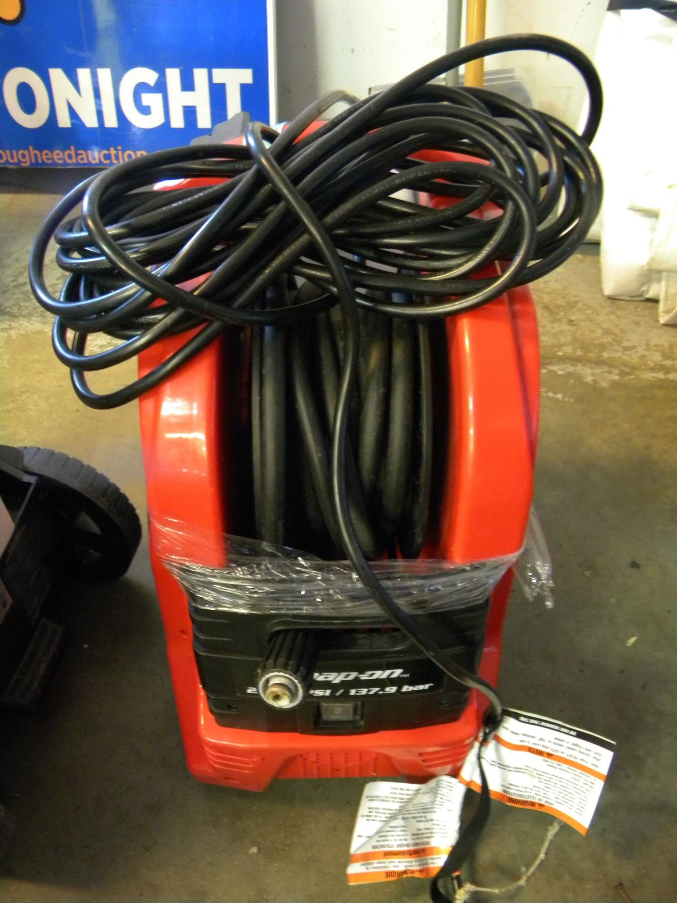 SNAPON 2000 PSI PRESSURE WASHER NO WAND