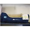 Image 1 : EDDIE BAUER PET BED