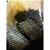 Image 1 : BOX OF 2"-3" SCREWS
