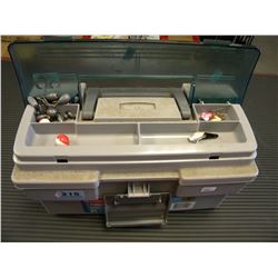 RUBBERMAID TACKLE BOX