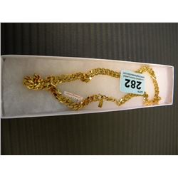 GOLD CHAIN NECKLACE