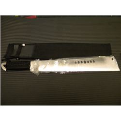MACHETTE WITH CASE