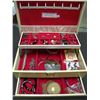 Image 1 : 30 PIECES OF JEWELLERY & CASE
