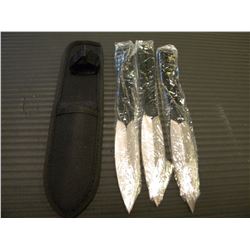 SET OF 3 THROWING KNIVES