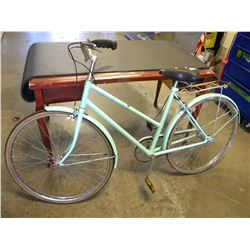 VINTAGE LADIES 3 SPEED BIKE WITH CARRIER
