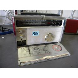 VINTAGE ZENITH DIAL-A-MAP ALL TRANSISTER RADIO