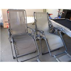 2 LOUNGING CHAIRS