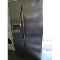 LIT DOOR STAINLESS FRIGIDAIRE WITH WATER/ICE DISPENSER-Running cold/appears to be functional