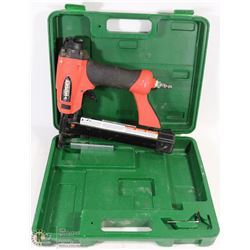 HUSKY 2 IN 1 BRAD NAILER & STAPLER IN CASE