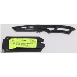 BLACK STEEL SMITH & WESSON EXTREME OPS  TACTICAL