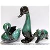 Image 1 : 3 BLUE MOUNTAIN POTTERY SWAN, DUCK