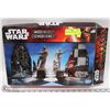 Image 1 : DISNEY STAR WARS CHESS SET