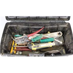 BLACK & DECKER TOOLBOX WITH CONTENTS
