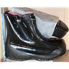 Image 1 : LOT OF 6 NEW ACTON RUBBER BOOTS SIZE 12