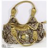 Image 1 : GOLD GUESS INSPIRED PURSE
