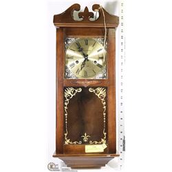 DANIEL DAKOTA CHIME CLOCK W/ KEY