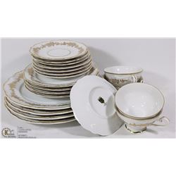 VINTAGE 1920'S BELCREST ROYAL CHINA