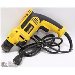 DEWALT DWD (112)-3/8" VSR DRILL TYPE 1