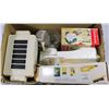 Image 1 : BOX WITH ELECTRONIC FOOD SLICER, HAND MIXER AND