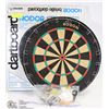 Image 1 : DARTBOARD WITH DARTS