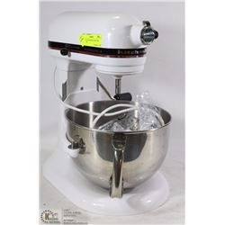 6 QUART PROFESSIONAL KITCHEN AID MIXER