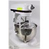 Image 1 : 6 QUART PROFESSIONAL KITCHEN AID MIXER