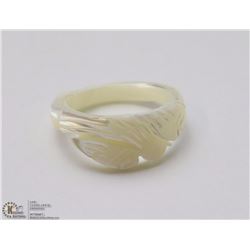 HEART SHAPED BOX WITH ALABASTER RING