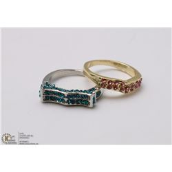 LOT OF 2 WOMENS FASHION RINGS