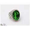 Image 1 : GREEN EMERALD & CZ GEMSTONE RING