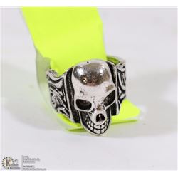 LARGE BIKER RING