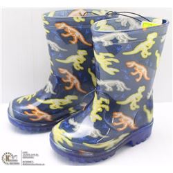 PAIR OF BOYS LITE UP RUBBER BOOTS SIZE 7
