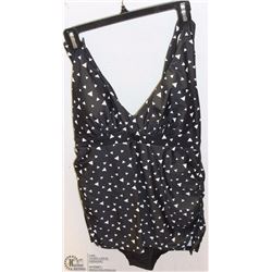 LADIES 1 PC BATHING SUIT WITH SKIRT - SIZE 14