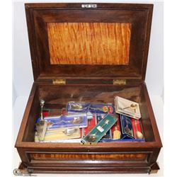 VINTAGE WOOD JEWELRY BOX WITH COLLECTOR SPOONS