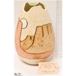 MESA DECORATIVE VASE WITH 22KT GOLD TRIM