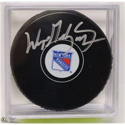 WAYNE GRETZKY SIGNED NEW YORK