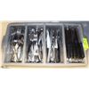 Image 1 : PLASTIC TRAY FULL OF CUTLERY