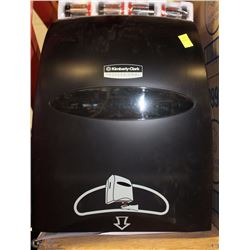 BLACK KIMBERLY CLARK PRO AUTOMATIC TOWEL DISPENSER