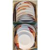 Image 1 : 2 BOXES W/ 31 PLATES WITH PATTERN