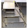 Image 1 : UTILITY 3 STEP STAND 30"H