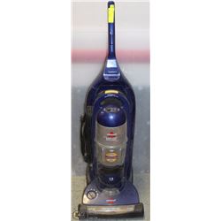 BISSELL UPRIGHT VACUUM